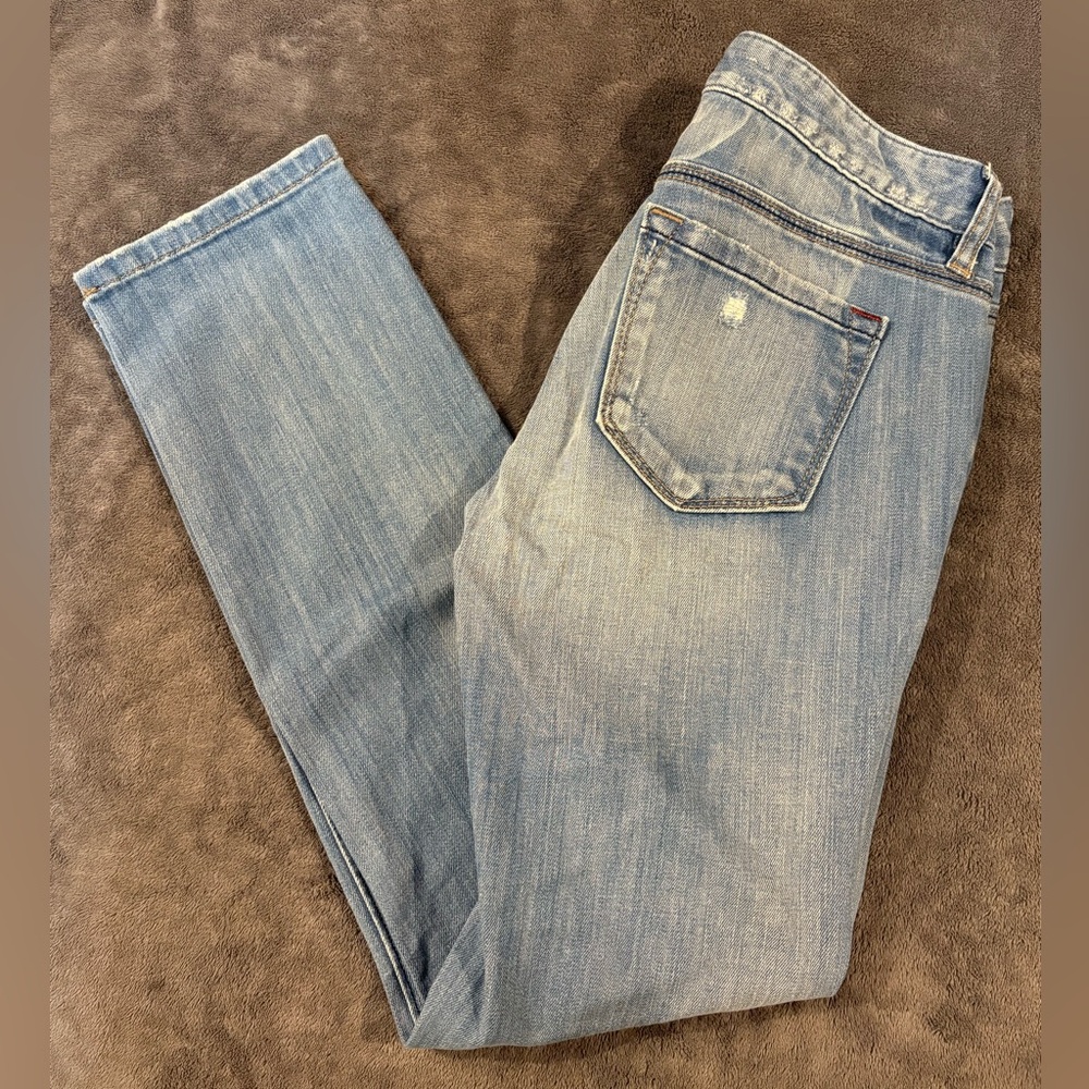 🩵LOFT • Modern Slim lightly distressed jeans • 27/4P • GUC - Picture 4 of 10